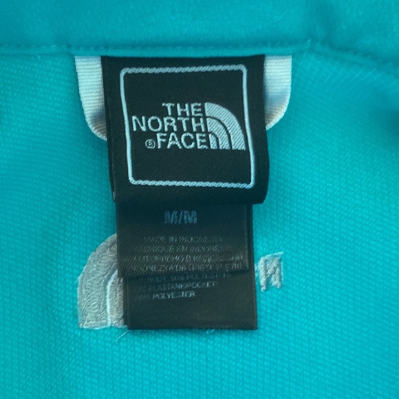 Teal north face water resistant pullover - M - Picture 2 of 2